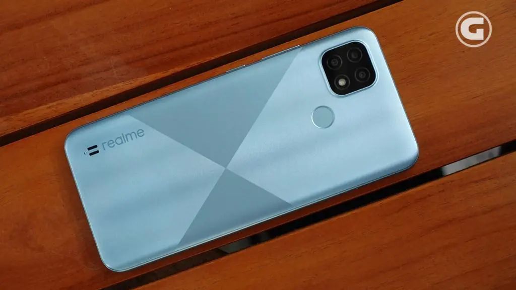 Desain realme C21